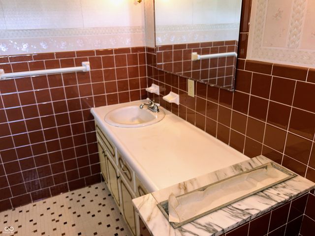 28 Rohn Road, Mooresville, IN 46158