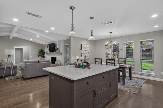 245 Valley View Trail, Double Oak, TX 75077