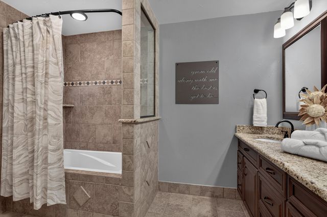 245 Valley View Trail, Double Oak, TX 75077