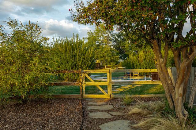 245 Valley View Trail, Double Oak, TX 75077
