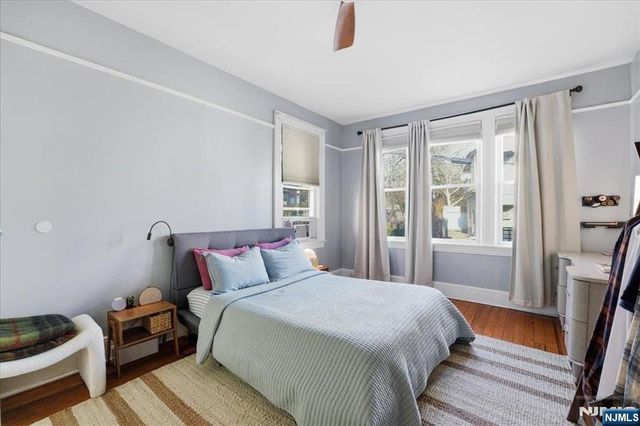 21 Myrtle Avenue, Jersey City, NJ 07305