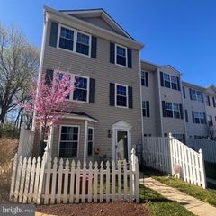 20 F IRONSTONE #20 F, Annapolis, MD 21403