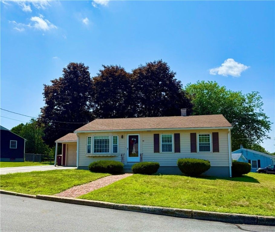 86 Hasley Road, Woonsocket, RI 02895