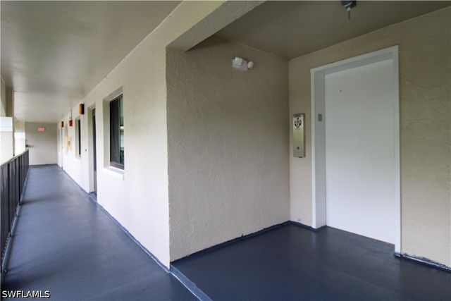 5767 Deauville CIR D304, Naples, FL 34112