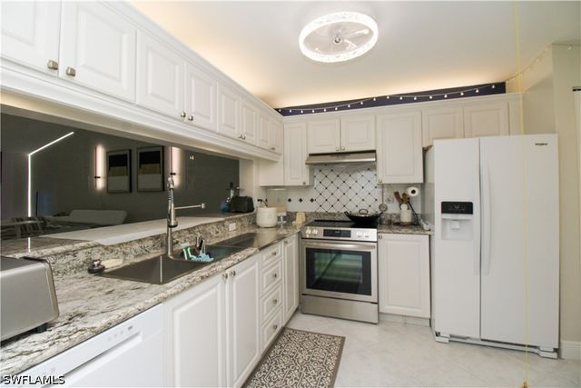 5767 Deauville CIR D304, Naples, FL 34112
