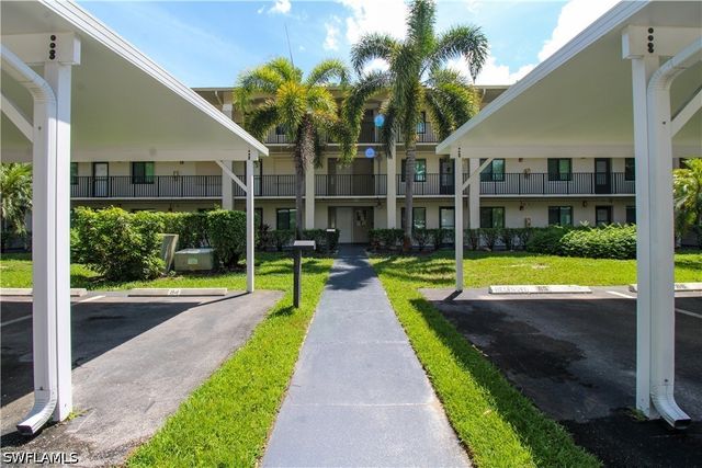 5767 Deauville CIR D304, Naples, FL 34112