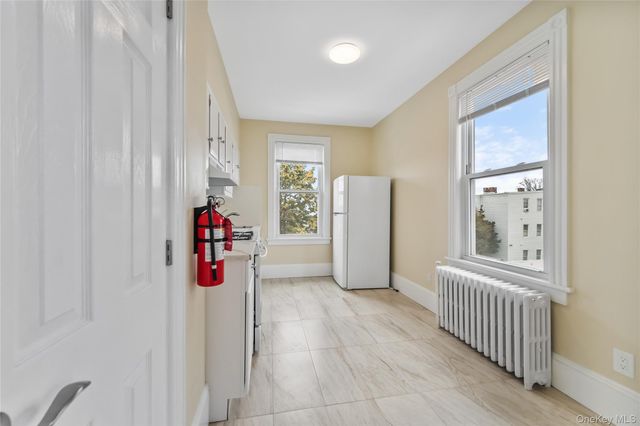 81 N Washington Street 2nd Floor, Tarrytown, NY 10591