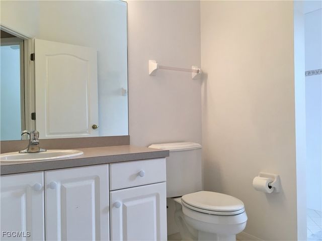 1820 SW 29th TER, Cape Coral, FL 33914