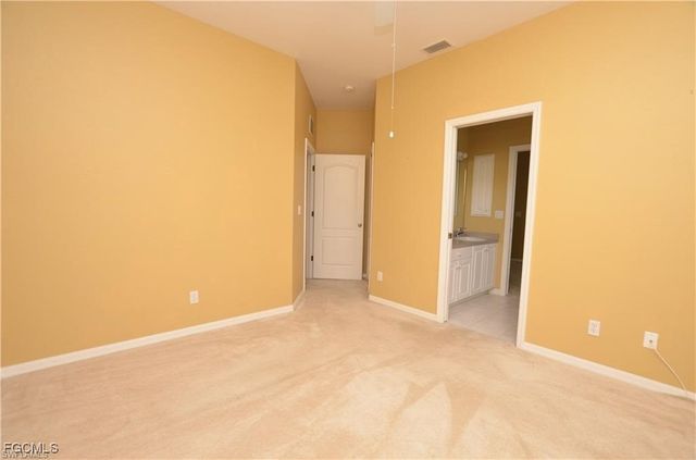 1820 SW 29th TER, Cape Coral, FL 33914