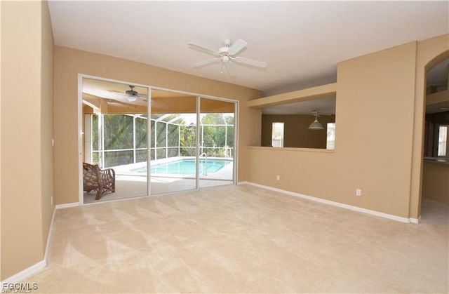 1820 SW 29th TER, Cape Coral, FL 33914