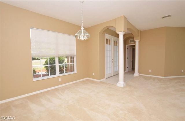 1820 SW 29th TER, Cape Coral, FL 33914