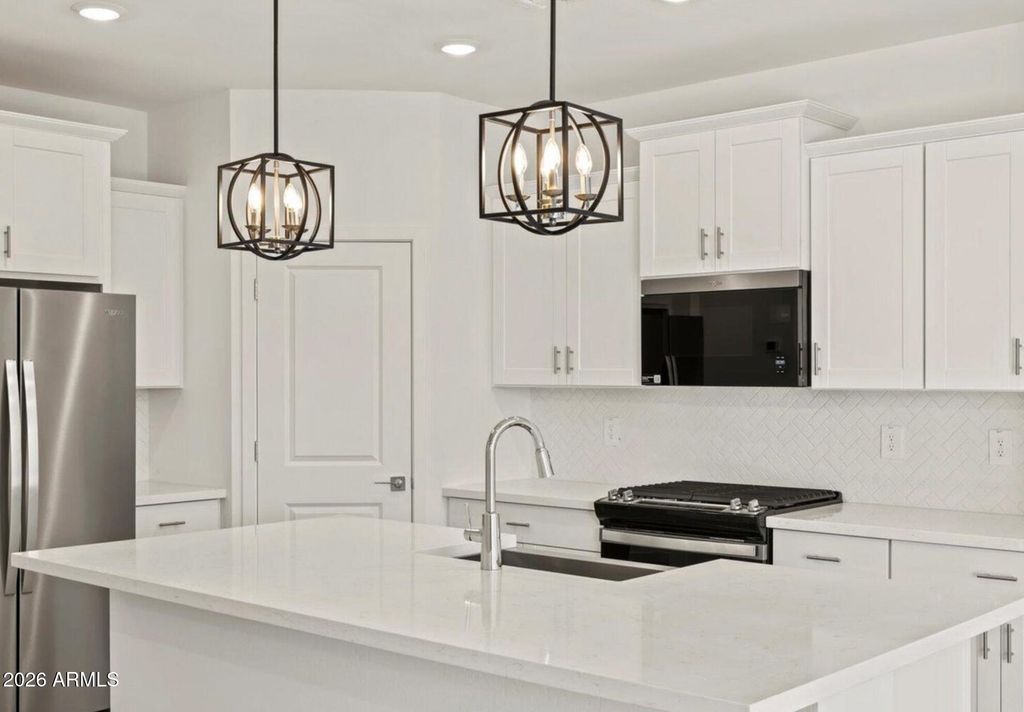 15887 W COTTONTAIL Lane, Surprise, AZ 85387