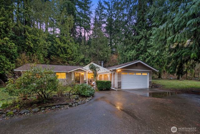 22828 Upper Dorre Don Way SE, Maple Valley, WA 98038