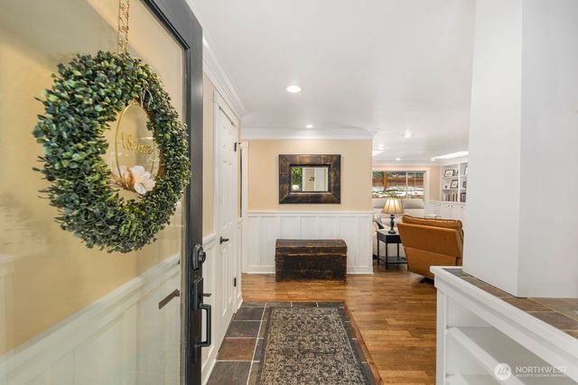 22828 Upper Dorre Don Way SE, Maple Valley, WA 98038