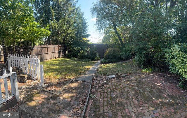 182 BRUNSWICK AVE, Trenton, NJ 08618