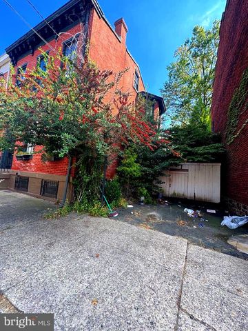 182 BRUNSWICK AVE, Trenton, NJ 08618