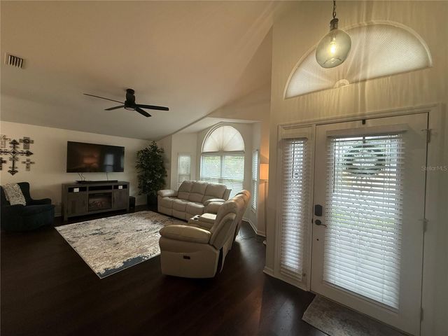 6060 CONDOR DRIVE, Lakeland, FL 33809