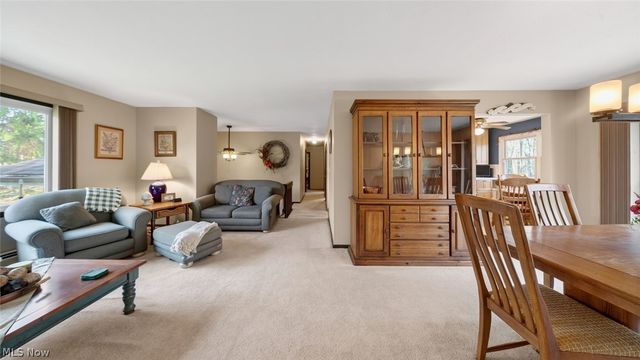 9690 Kinsman Road, Novelty, OH 44072