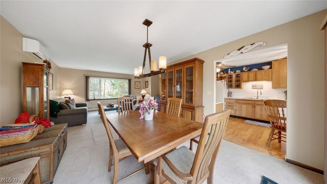 9690 Kinsman Road, Novelty, OH 44072