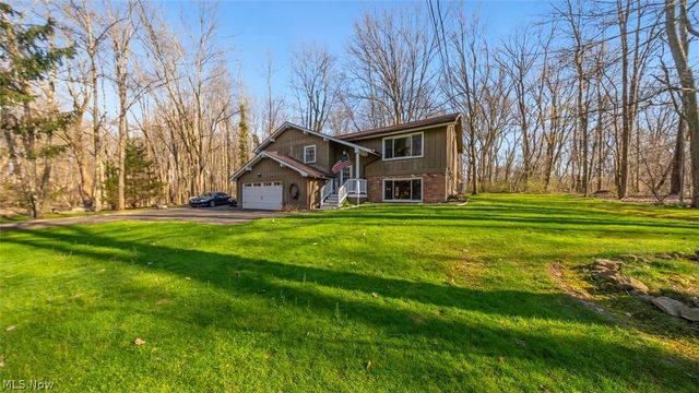 9690 Kinsman Road, Novelty, OH 44072