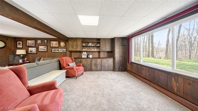 9690 Kinsman Road, Novelty, OH 44072