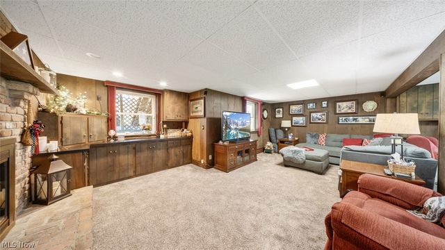 9690 Kinsman Road, Novelty, OH 44072