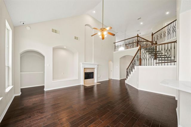 8306 Golden Harbour, Missouri City, TX 77459