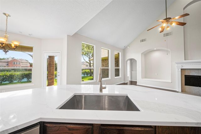 8306 Golden Harbour, Missouri City, TX 77459