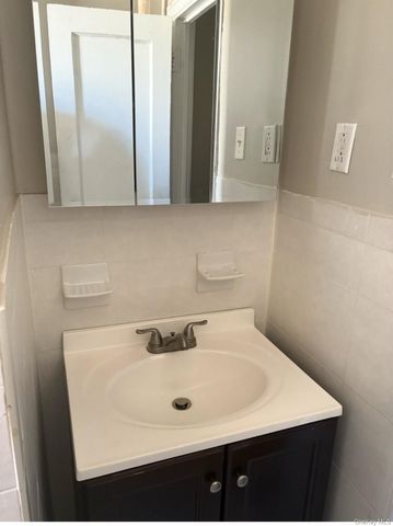 754 Brady Avenue 602, Bronx, NY 10462