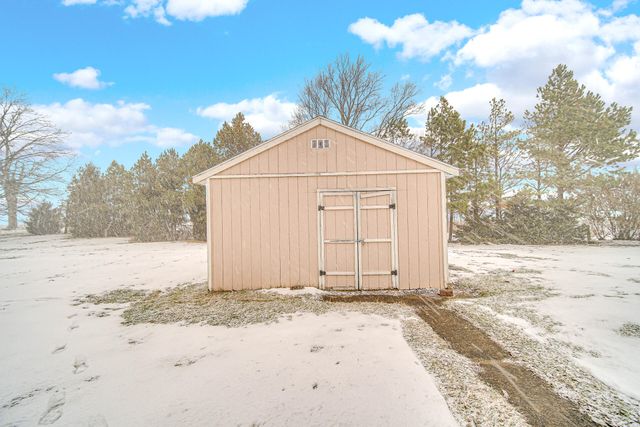 7434 11a Road, Plymouth, IN 46563