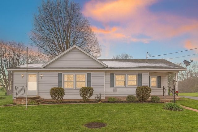 7434 11a Road, Plymouth, IN 46563