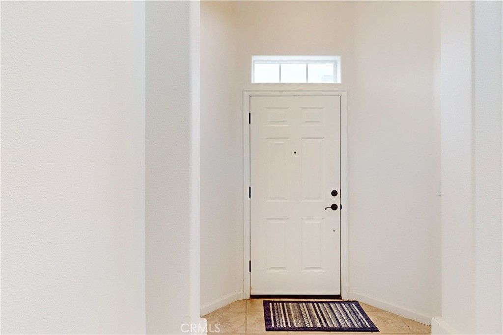 Image 15 of property listing at 928 Menusa Court, Santa Maria, CA 93458