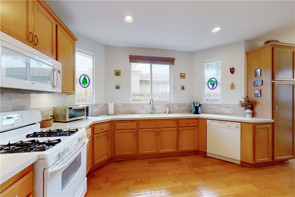 Image 9 of property listing at 928 Menusa Court, Santa Maria, CA 93458