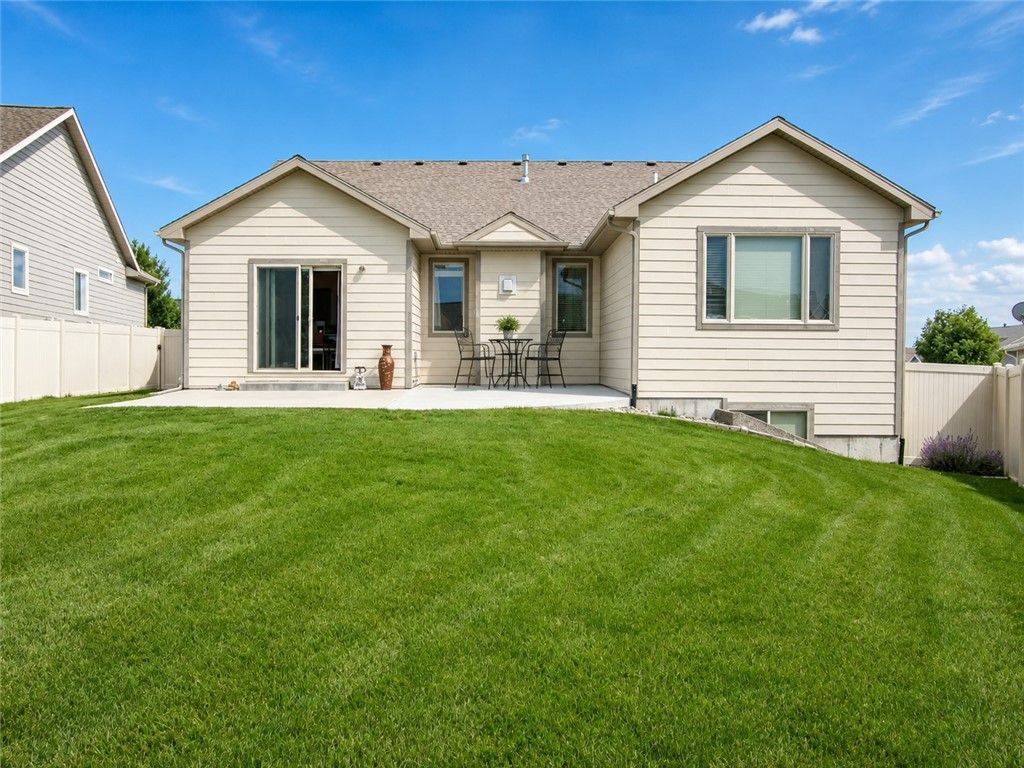 3004 Western Bluffs Boulevard, Billings, MT 59106 photo 2
