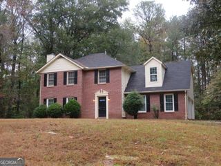 40 Lake Court, Stockbridge, GA 30281