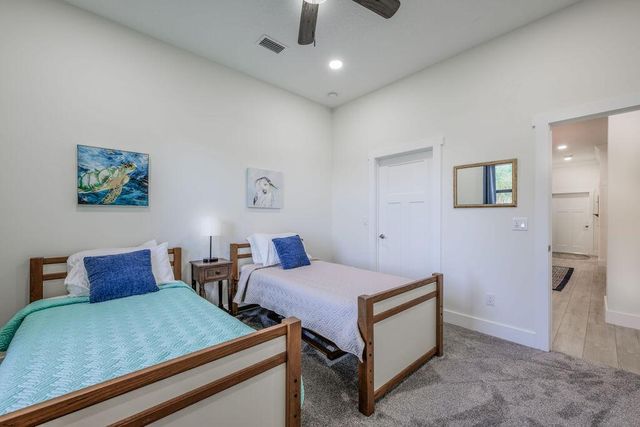 1155 SW Bent Pine Cove, Port St Lucie, FL 34986