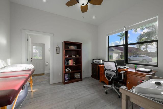 1155 SW Bent Pine Cove, Port St Lucie, FL 34986