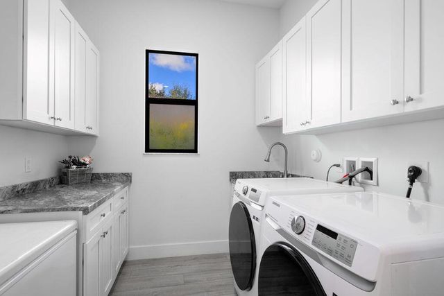 1155 SW Bent Pine Cove, Port St Lucie, FL 34986