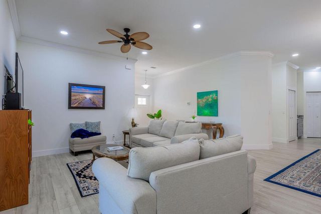 1155 SW Bent Pine Cove, Port St Lucie, FL 34986