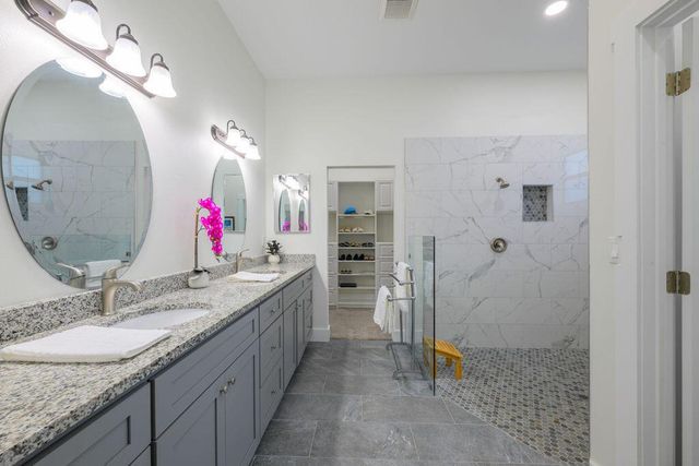 1155 SW Bent Pine Cove, Port St Lucie, FL 34986