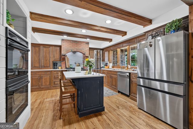 3018 East Lake Road, Mcdonough, GA 30252