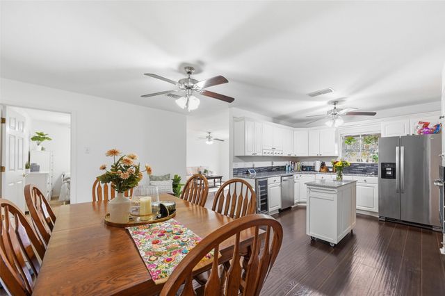 528 Melrose Drive, Richardson, TX 75080