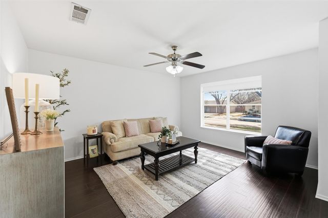 528 Melrose Drive, Richardson, TX 75080