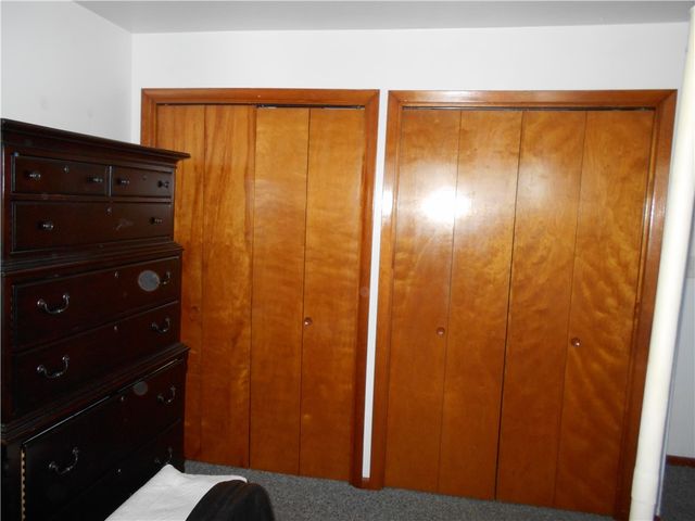 408 Center St, Vanderbilt, PA 15486