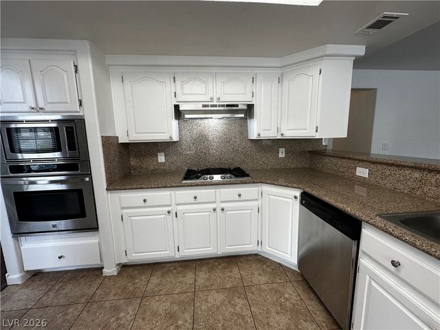 2113 Rico Peak Court, Las Vegas, NV 89128