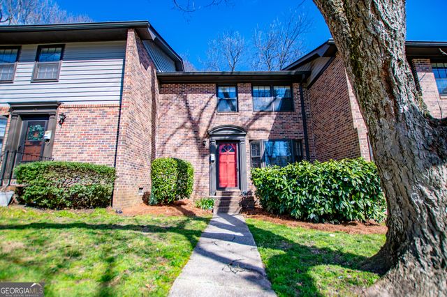 541 N White Street 11, Carrollton, GA 30117