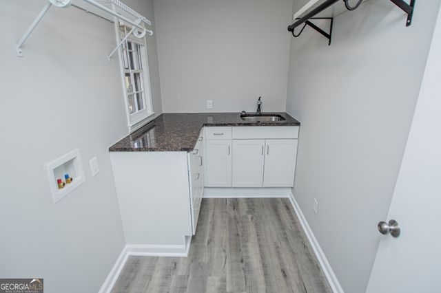 541 N White Street 11, Carrollton, GA 30117