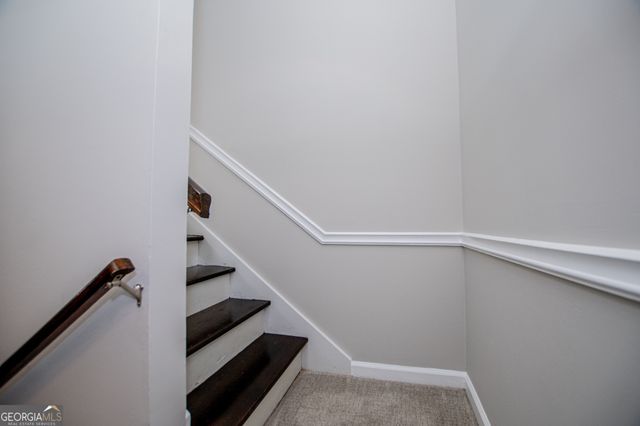 541 N White Street 11, Carrollton, GA 30117