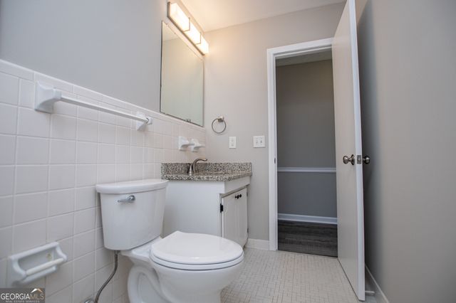 541 N White Street 11, Carrollton, GA 30117