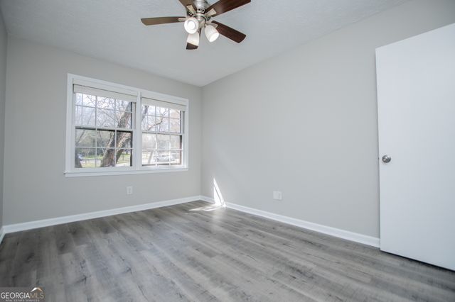 541 N White Street 11, Carrollton, GA 30117